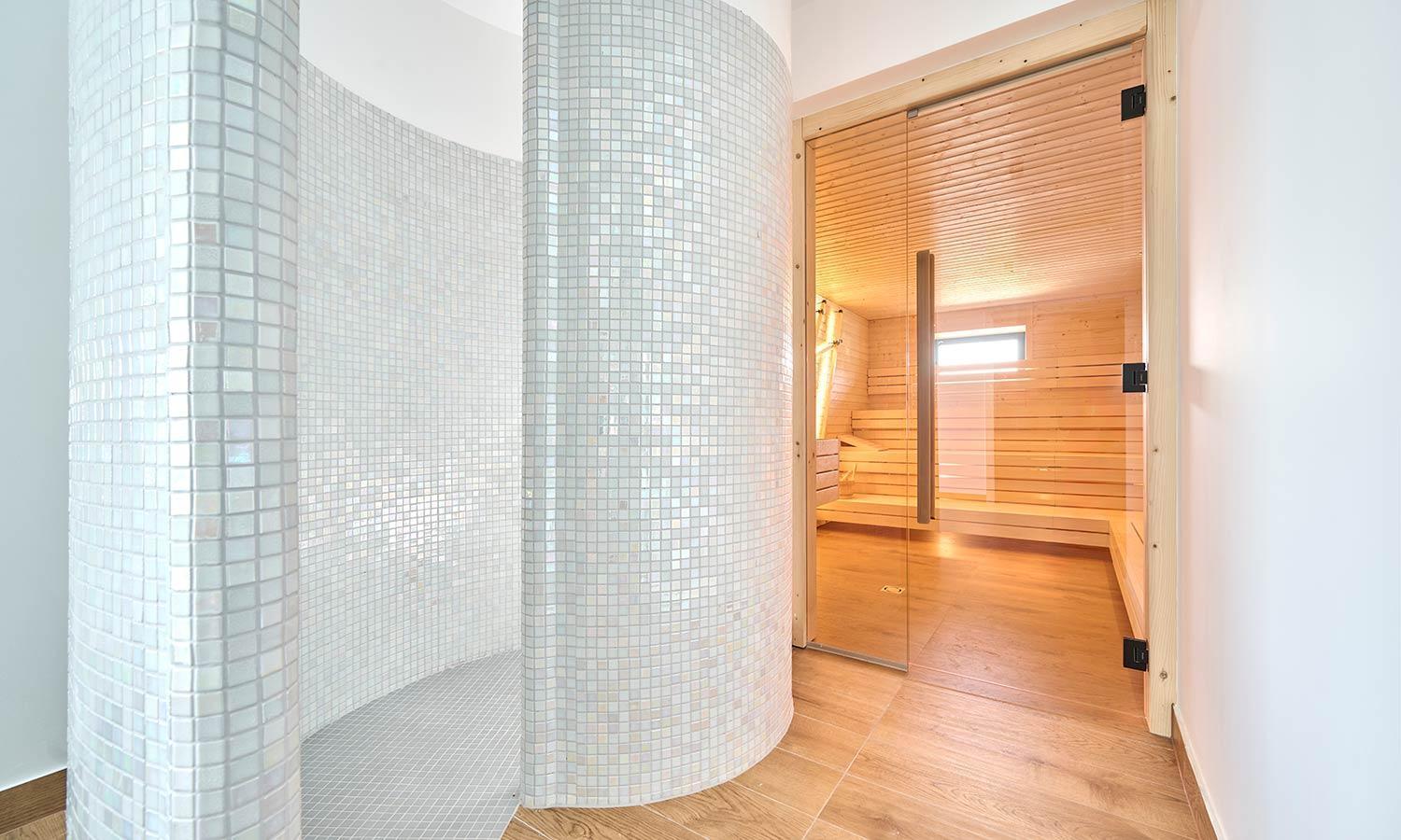 Aminess Style Glamping Villas & Holiday Homes Atea Njivice Dış mekan fotoğraf A modern Finnish sauna